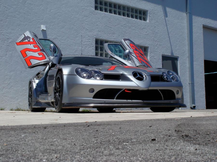  Mercedes-Benz SLR McLaren 722 GT 2007 года  (фото 11 из 20)